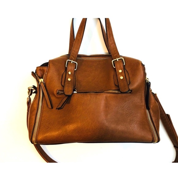 Forever 21 Handbags - Forever 21 | Crossbody Bag/Handheld